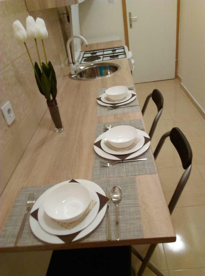 Studio Apartman Zdral Daruvar Buitenkant foto