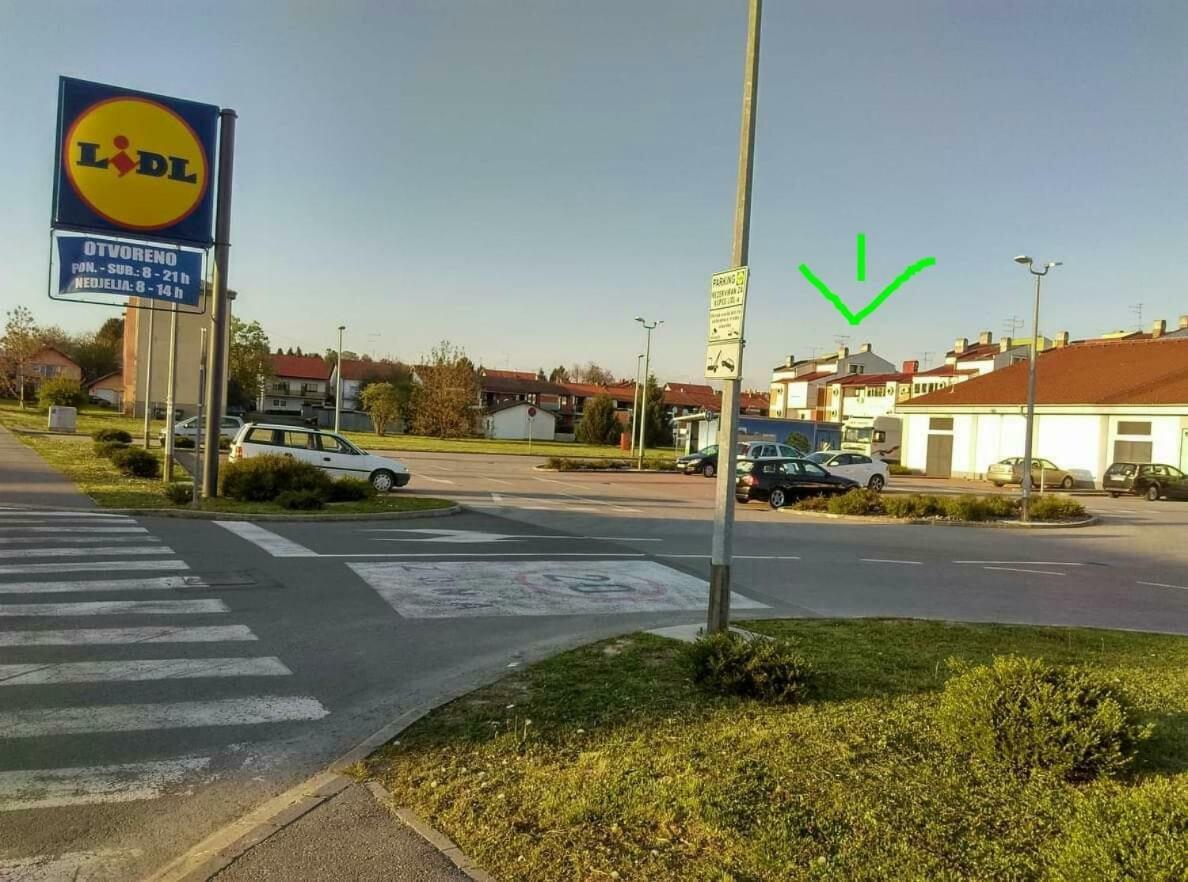 Studio Apartman Zdral Daruvar Buitenkant foto