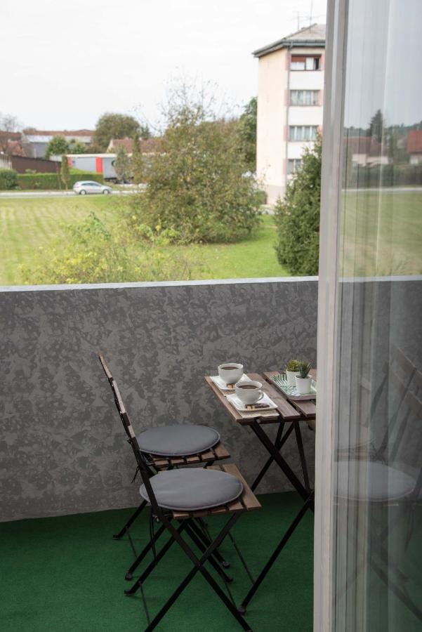 Studio Apartman Zdral Daruvar Buitenkant foto